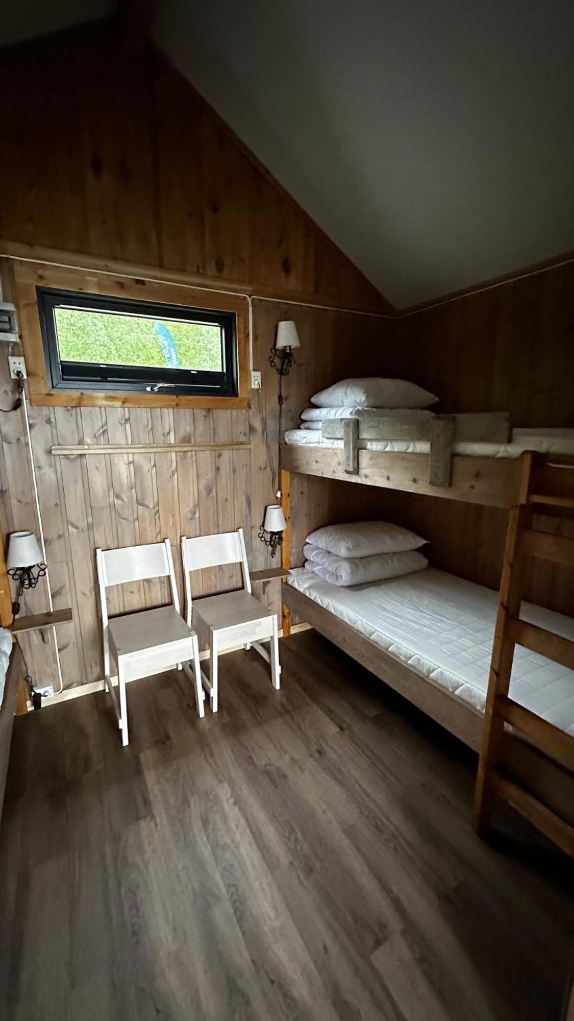 ホテル Base Camp Hamaroy Sorkil エクステリア 写真